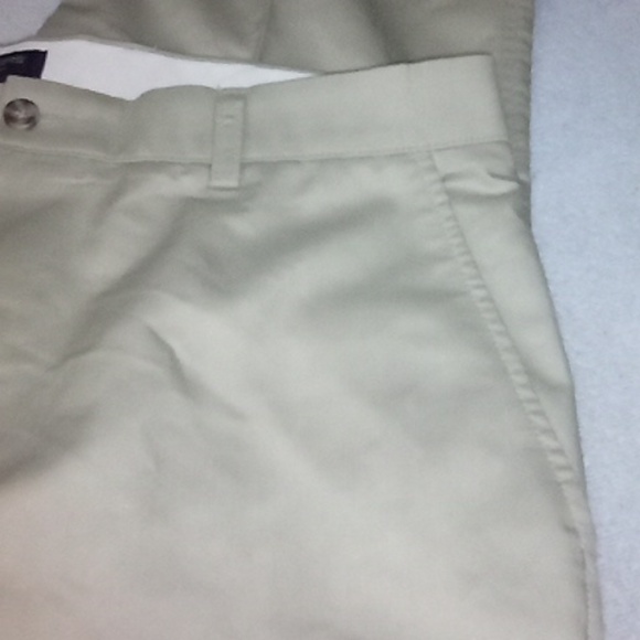 NEVER WORN Like New, Dockers 36x29 Mens Khaki Pants Relaxed Fit Stain Defender - Picture 8 of 11